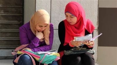 نورهان بالمنيا تطالب بمحاسبة المسؤولين عن ضياع أوراق امتحان مادة الفيزياء