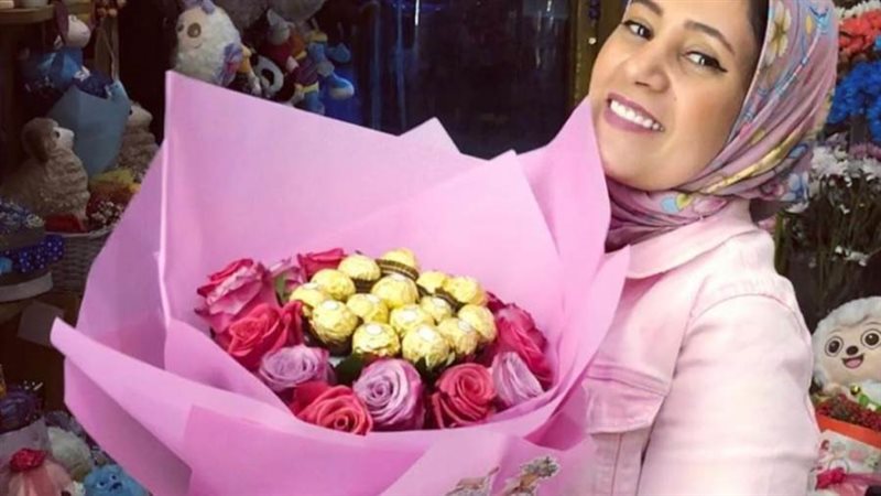 خبيرة الورود