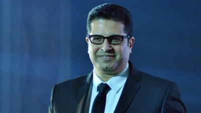 أيمن سلامة ينتهي من كتابة 