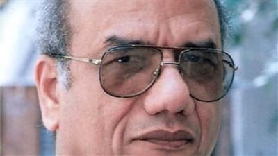 وفاه الناقد الدكتور حسن عطية بعد صراع مع المرض 