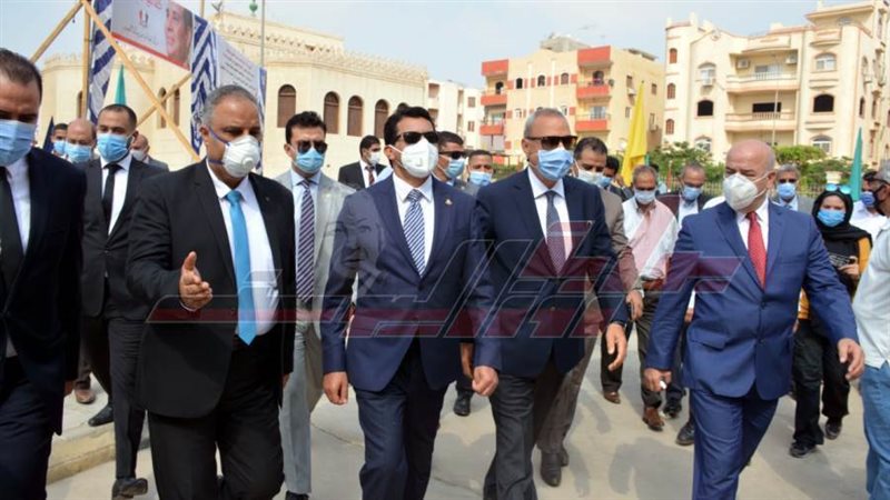 وزير الشباب ومحافظ