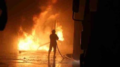 إخماد حريق مروع في ورش السفن بالإسكندرية