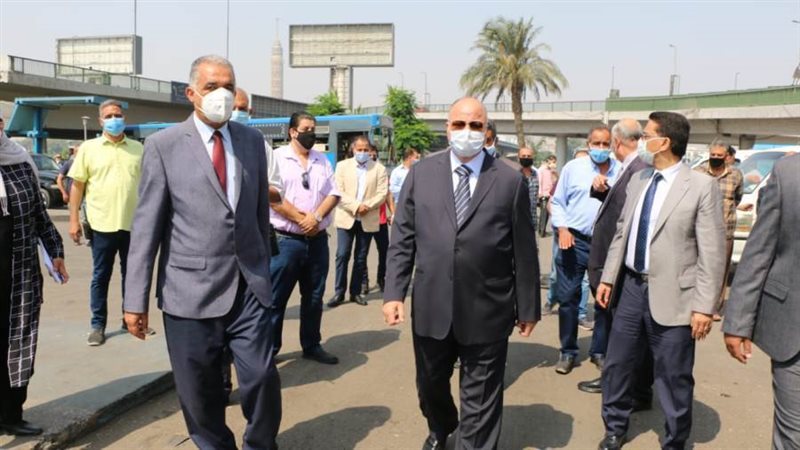 محافظ القاهرة خلال