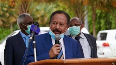 رئيس وزراء السودان يدعو إلى الإسراع في تكوين المجلس التشريعي