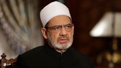 عاجل.. شيخ الأزهر يوجه بإرسال قافلة طبية وإغاثية عاجلة إلى لبنان