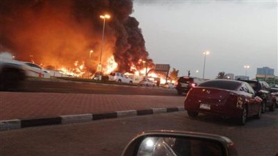 عاجل.. حريق ضخم في سوق شعبي بإمارة عجمان الإماراتية... صور وفيديو