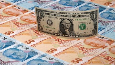  العملة التركية تواصل انخفاضها وتسجل مجددا مستوى تاريخيا