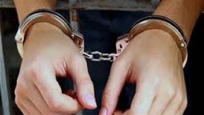 عاجل| ضبط عامل يبتز السيدات بالصور والفيديوهات 