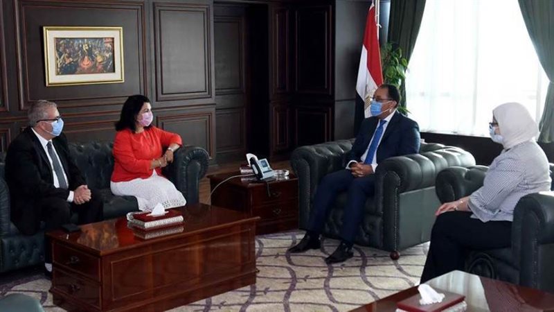 رئيس الوزراء يلتقي