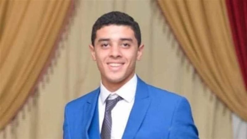 الطالب خالد أحمد