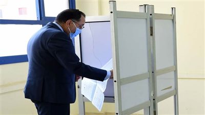عاجل.. رئيس الوزراء أدلى بصوته ويدعو المصريين للمشاركة