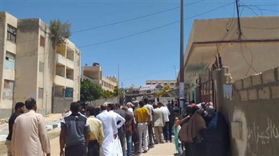 الناخبون يدلون بأصواتهم  في انتخابات الشيوخ بشمال سيناء