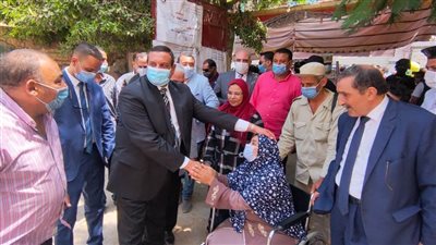 إقبال جماهيري على لجان الاقتراع لانتخابات مجلس الشورى 