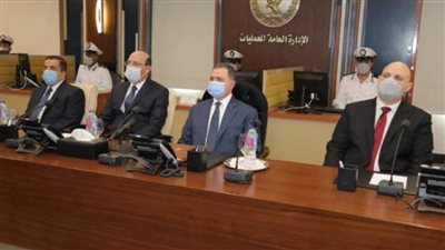 وزير الداخلية يتابع إجراءات تأمين العملية الانتخابية من داخل غرفة العمليات