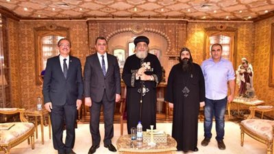 البابا تواضروس يستقبل وفدا من مركز معلومات مجلس الوزراء