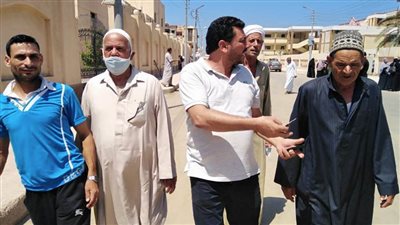 توافد الناخبين علي مقرات الاقتراع بكفر الشيخ