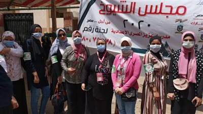 الفتيات يتصدرن الطوابير في لجان البحيرة