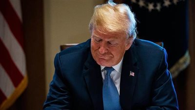 نقل شقيق ترامب الأصغر إلى المستشفى وسط تقارير عن تدهور حالته الصحية