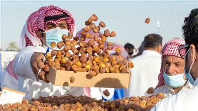 مشاهدات من موسم عنيزة للتمور 