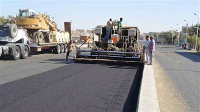 استكمال أعمال رصف طريق جمال عبدالناصر بـ