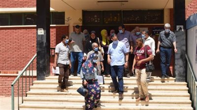 رئيس جامعة سوهاج يتفقد المبنى المخصص لكلية التربية النوعية