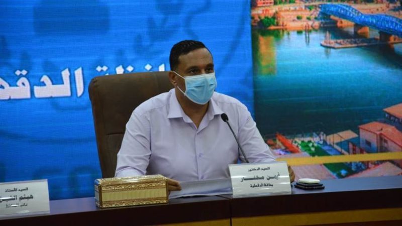 الدكتور أيمن مختار