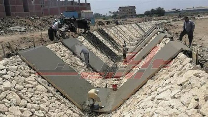 تبطين الترع بالمنوفية