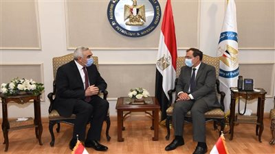 وزير البترول: فرص واعدة لتعزيز التعاون مع العراق في مجال البترول والغاز