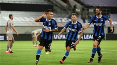 إنتر ميلان يتخطى شاختار ويضرب موعدًا مع إشبيلية