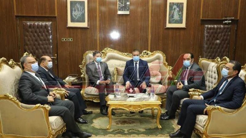 محافظ المنوفية يستقبل