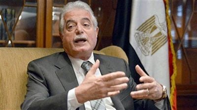 محافظ جنوب سيناء يستقبل الطالبة الروسية الأولى على مدينة دهب في الثانوية