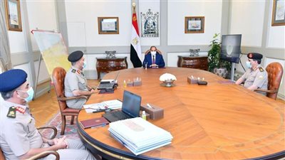 عاجل.. الرئيس يوجه بالاستمرار في الحفاظ على أعلى درجات الجاهزية والاستعداد القتالي