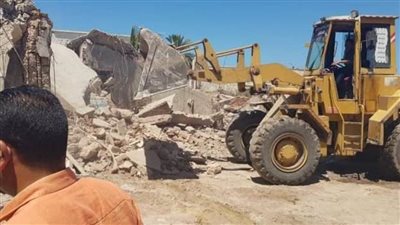 إزالة التعديات على الآثار بأبوقير 