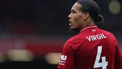 بعد تعيينه مدربًا لبرشلونة.. فان دايك يودع رونالد كومان