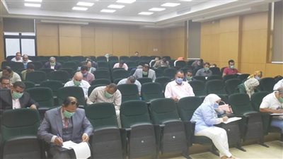 محافظ بني سويف يعتمد نتيجة اختبارات الخطة التدريبية 