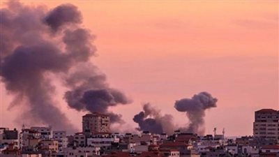 الاحتلال الإسرائيلي يقصف موقعين جنوب قطاع غزة وبحريته تهاجم مراكب الصيادين