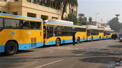 محافظ القاهرة: تشغيل 20 أتوبيسا جديدا صديقا للبيئة
