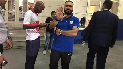 بالصور.. شيكابالا ونجل عمرو الجنايني يؤازران الزمالك في استاد القاهرة