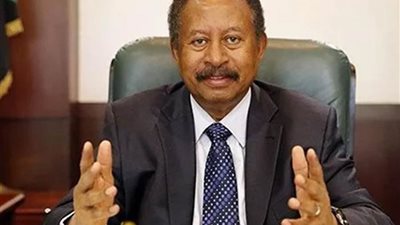 رئيس وزراء السودان: مستعدون لتسهيل مثول المتهمين بجرائم الحرب أمام الجنائية الدولية