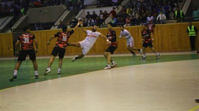 لقاءات قوية في صراع التأهل لدوري 