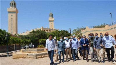 محافظ المنيا يتابع أعمال المرحلة الأولى لتطوير وترميم القباب الأثرية بمنطقة البهنسا