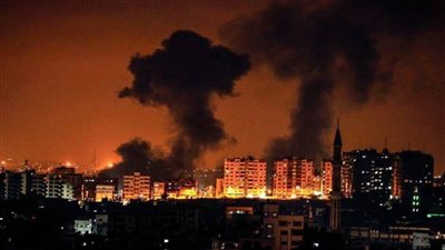 الاحتلال الإسرائيلي يقصف مواقع جنوب قطاع غزة