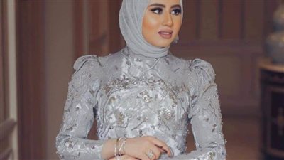 أفكار مميزة لفساتين سواريه أنيقة للمحجبات