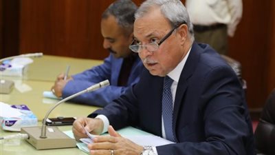 محافظ قنا: 3 مليارات جنيه لتوصيل المرافق إلى منطقتي (قفط وهو) الصناعيتين