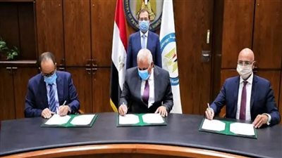 وزير البترول: بدء توصيل الغاز الطبيعي المضغوط إلى الوادي الجديد