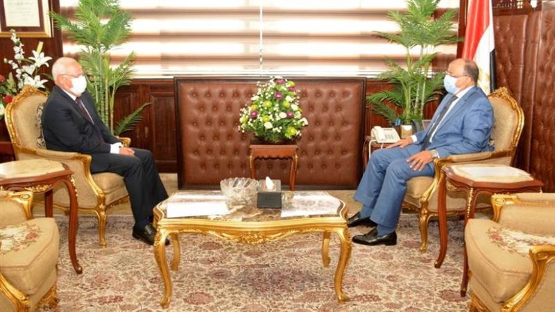 وزير التنمية المحلية