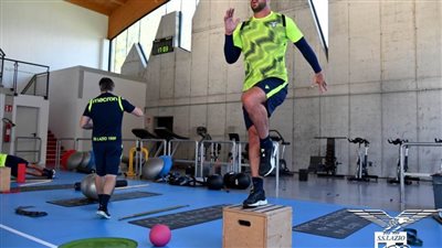 لاتسيو الإيطالي يتعاقد مع حارس ليفربول السابق