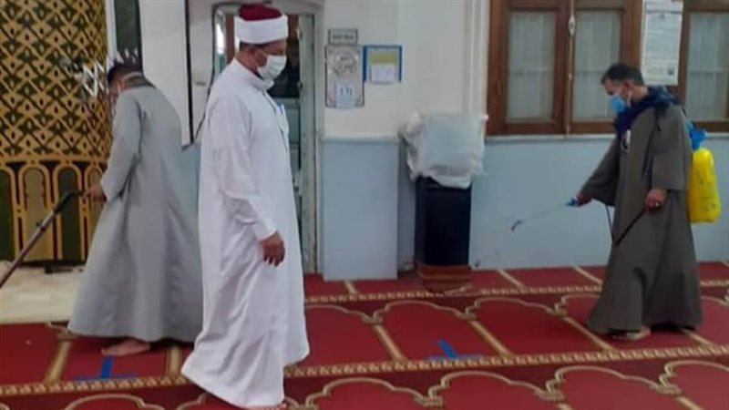 تنظيف وتطهير المساجد