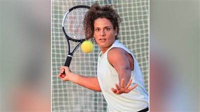 ميار شريف تفوز على لاعبة التشيك فى پراج المفتوحة للتنس بمجموعتين نظيفتين