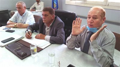 إجراءات مشددة لمنع ظاهرة السحابة السوداء بالبحيرة